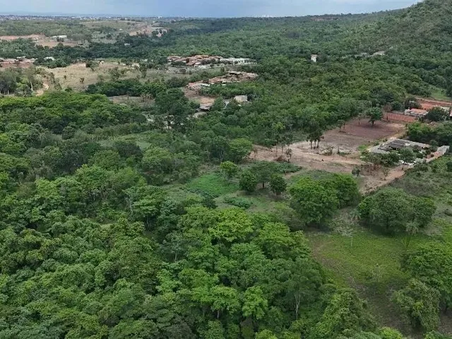 Imagem: Terreno de 20.000 M a 500 M da Universidade