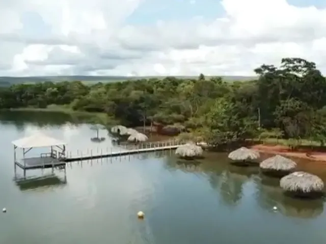 Imagem: Vendo Chácara em Condomínio na Beira do