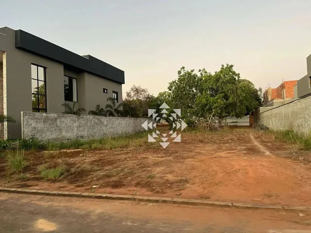 Imagem: Terreno À Venda, 600 M² por R$ 570.000,00