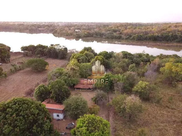 Imagem: Terreno À Venda, 8000 M² por R$ 1.000.000,00
