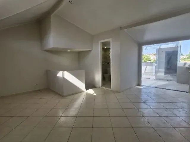 Imagem 2: ? Sobrado em Localização Privilegiada - Exclusividade, Conforto e Sofisticação