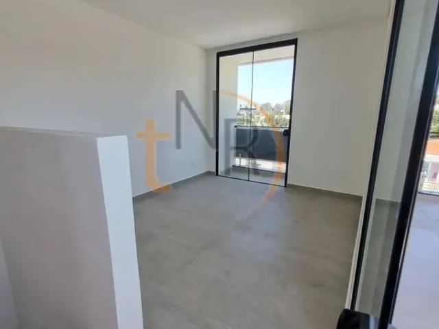Imagem 2: Triplex 03 Dorm com Terraço, Frente Rua!