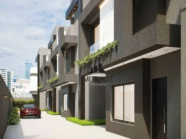 Imagem 9: Sobrado com 3 Dormitórios À Venda, 123 M² por R$ 799.000,00 - Hauer - Curitiba/Pr