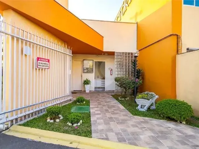 Imagem 10: Sobrado para Venda Possui 96 Metros Quadrados com 2 Quartos em Boqueirão - Curitiba - Pr