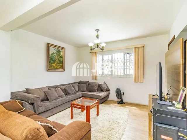 Imagem: Casa com 4 Quartos no Xaxim