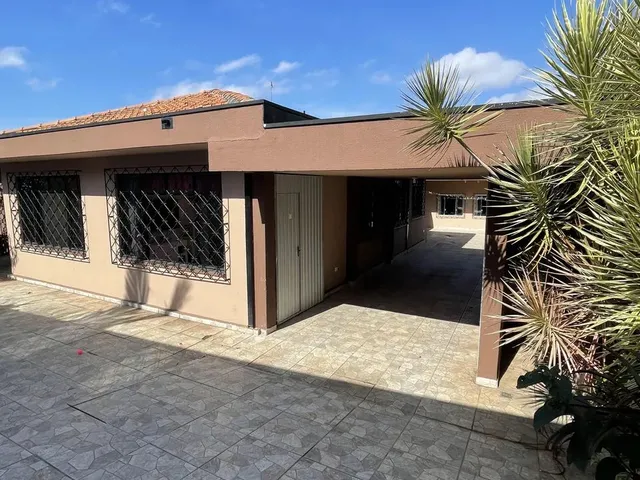 Imagem: Casa Térrea para Venda com 229 Metros Quadrados