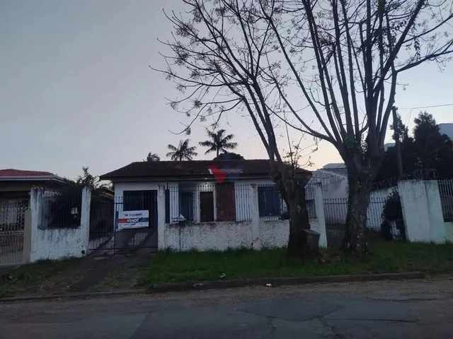 Imagem: Casa com Amplo Terreno de 600 M no Hauer