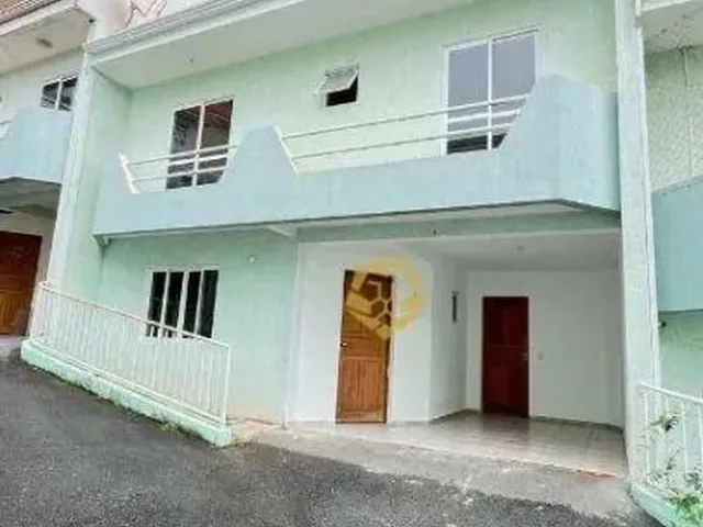 Imagem: Maravilhoso Sobrado com 3 Dormitórios À