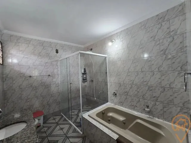 Imagem 8: Sobrado com 4 Quartos À Venda por R$ 1090000.00, 208.00 M2 - Hauer - Curitiba/Pr