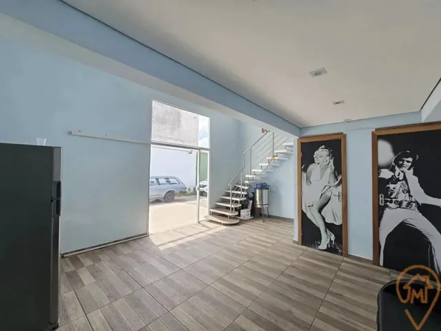 Imagem 12: Sobrado com 4 Quartos À Venda por R$ 1090000.00, 208.00 M2 - Hauer - Curitiba/Pr