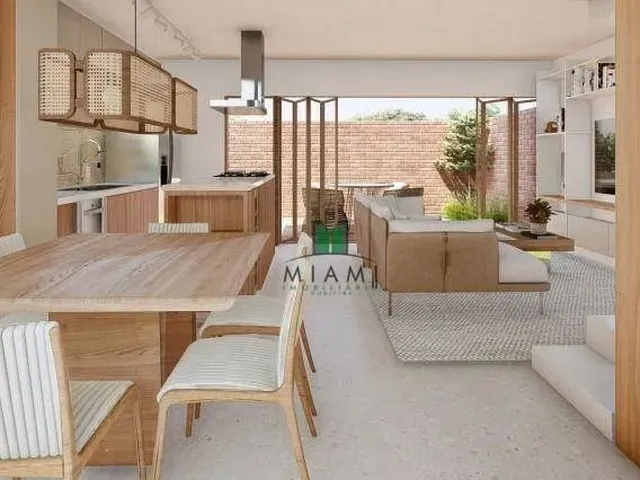 Imagem 3: Sobrado com 3 Dormitórios À Venda, 167 M² por R$ 750.000,00 - Xaxim - Curitiba/Pr