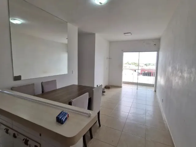 Imagem: O apartamento possui 3 Dormitórios, 1 Suíte, 2 Banheiros,