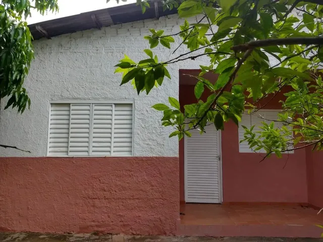 Imagem: Alugo Casa 2 Quartos