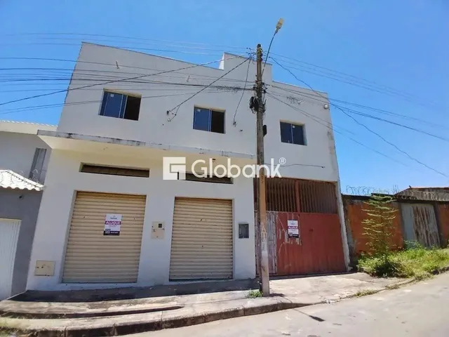 Imagem: Kitnet com 1 Quarto, 1 Vaga de Garagem