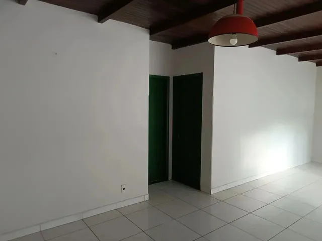Imagem 13: Aluguel de Casa Comercial com Estacionamento Centro de Montes Claros