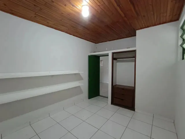Imagem 3: Aluguel de Casa Comercial com Estacionamento Centro de Montes Claros
