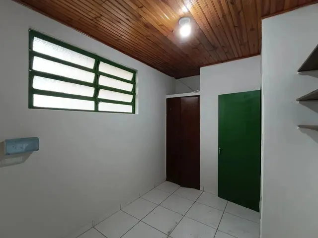 Imagem 15: Aluguel de Casa Comercial com Estacionamento Centro de Montes Claros
