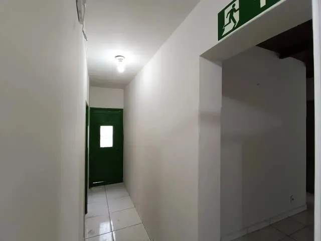 Imagem 12: Aluguel de Casa Comercial com Estacionamento Centro de Montes Claros