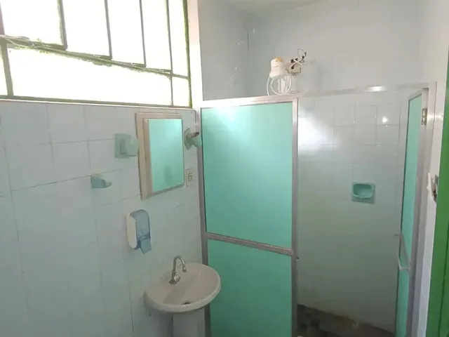 Imagem 16: Aluguel de Casa Comercial com Estacionamento Centro de Montes Claros