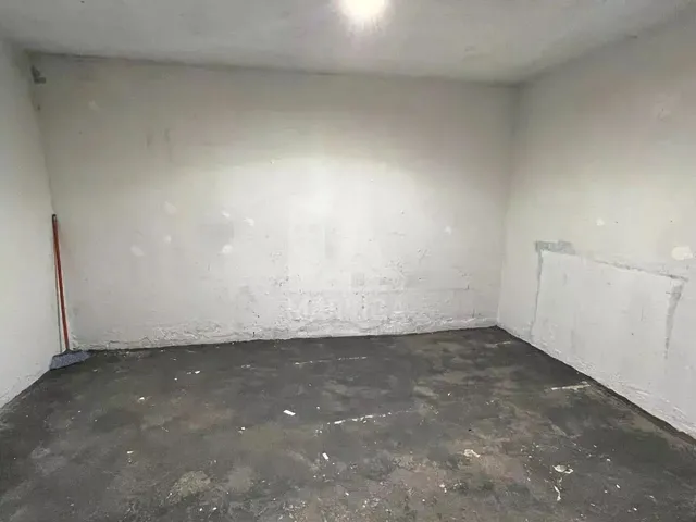 Imagem 10: Barracão, Sala Comercial, a Venda em Apucarana Pr, Prox. a Av. Minas Gerias, Estuda