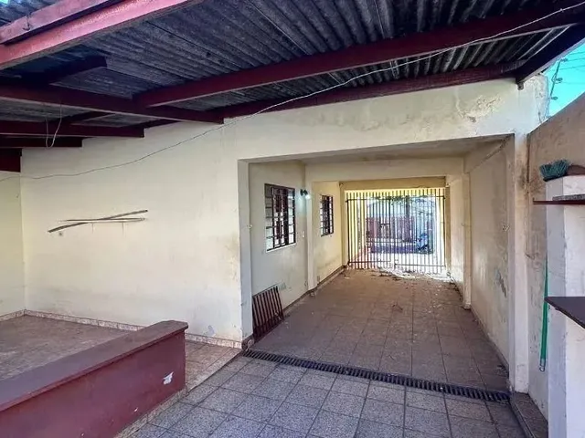 Imagem 10: Casa À Venda em Ibiporã, Centro, com 3 Quartos, com 98 M²
