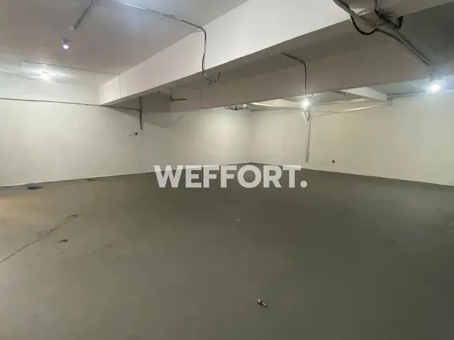 Imagem 5: Espaçoso Salão Comercial Subsolo na Pernambuco