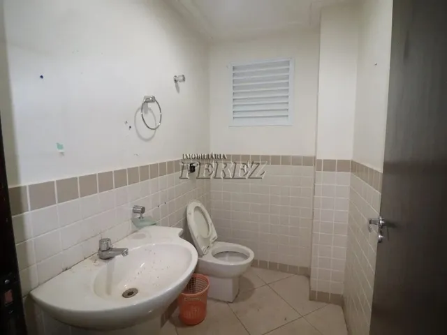 Imagem 9: Imóvel Comercial para Alugar no Jardim Shangri-La a , na Região Oeste de Londrina