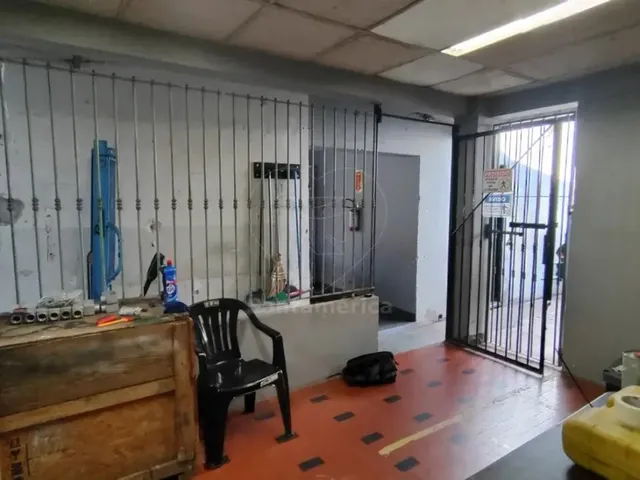 Imagem 9: Excelente Casa Comercial para Vender na Rua Ferando de Noronha no Centro