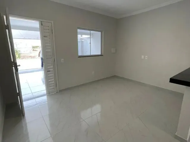 Imagem 6: Casa com Tres Quartos Sendo Um Suíte - 90M²