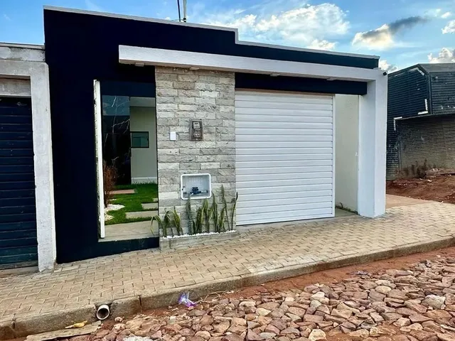 Imagem: Casa Térrea À Venda - Bairro Frei Damião