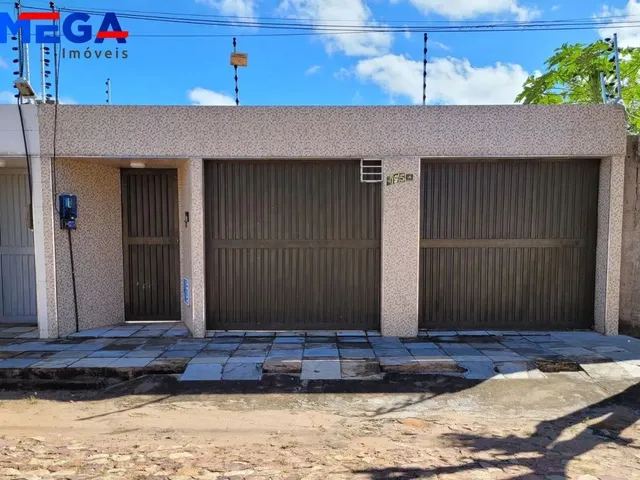 Imagem: Casa com 3 Dormitórios À Venda por R$
