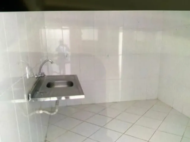 Imagem 5: Aluga-Se Casa de 01 Quarto no Caseb