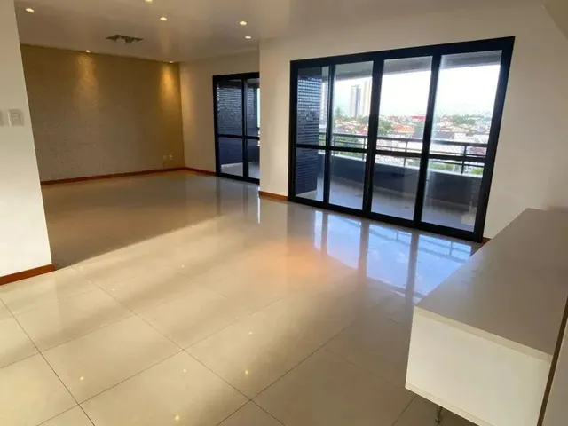 Imagem: Alugo Excelente Apartamento com 4 Suítes