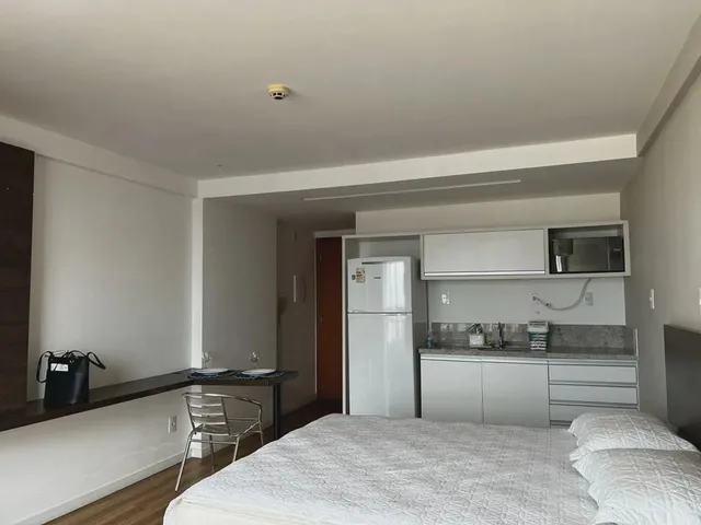 Imagem 3: Imóvel para Aluguel Possui 14 Metros Quadrados com 1 Quarto em Capuchinhos - Feira De