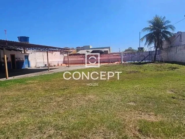 Imagem: Terreno para Locação Ou Venda na Av. Vicente