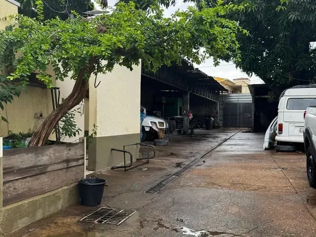 Imagem 3: Terreno com Casa a Venda Av Tancredo Neves