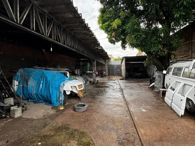 Imagem 11: Terreno com Casa a Venda Av Tancredo Neves