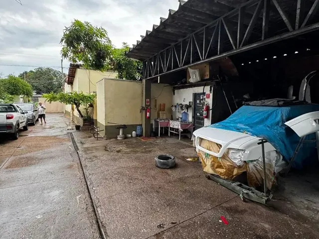 Imagem 4: Terreno com Casa a Venda Av Tancredo Neves