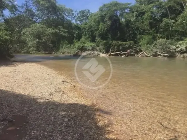 Imagem: Vende-Se Chácara em Condomínio À Beira