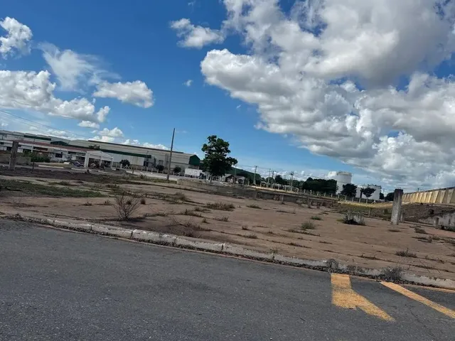 Imagem 15: Area a Venda no Distrito Industrial de Cuiaba Mt