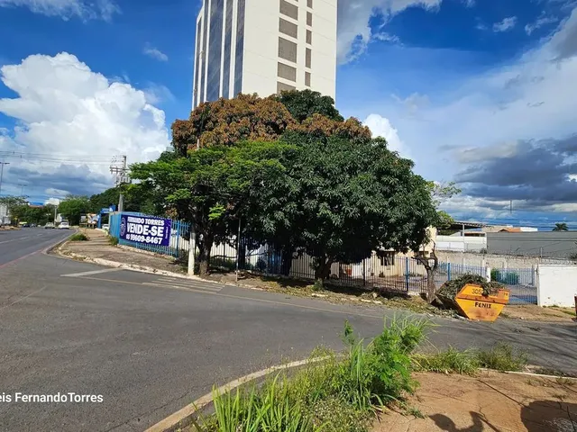 Imagem: Terreno para Venda, em Torno de 876M2 de