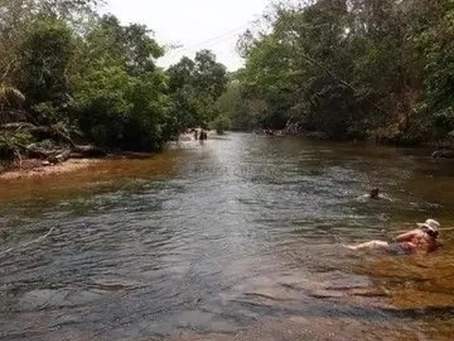 Imagem: Chácara em Condomínio na Beira do Rio