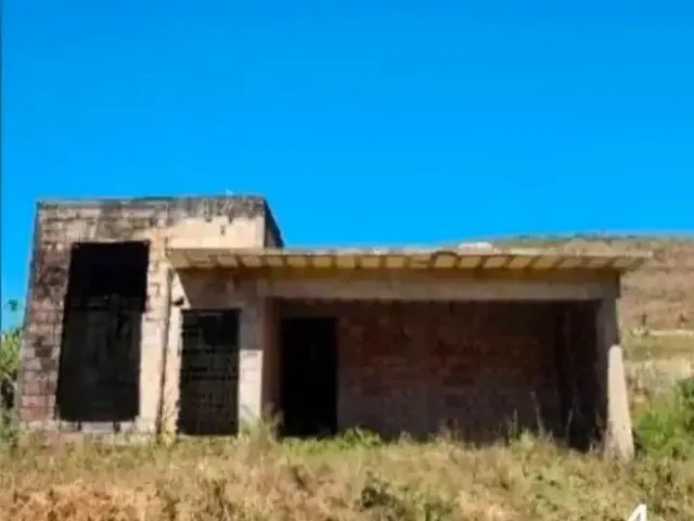 Imagem 5: Oportunidade em Bandeirantes, Mariana-Mg. Vende-Se Casa com 170M², 03 Suites