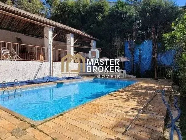 Imagem 2: Casa de Campo À Venda com 3 Quartos e Lazer Completo e Vista para Serra da Moeda, No