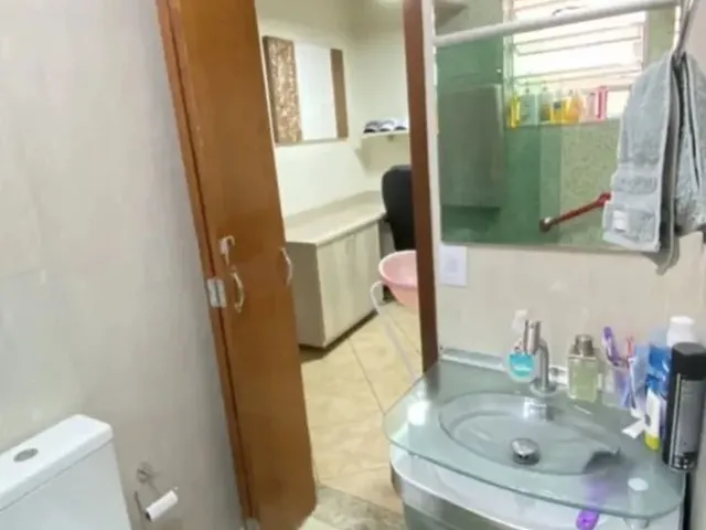 Imagem 2: Amplo Imóvel a Venda