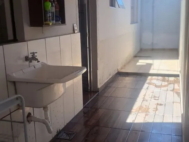 Imagem: Alugo 2 Comodos