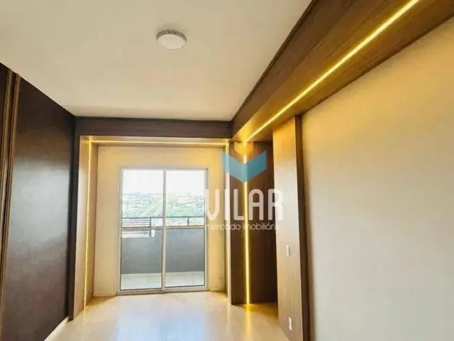 Imagem: O apartamento possui 3 Dormitórios, 2 Banheiros, 2 Vagas