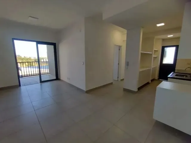 Imagem: O apartamento possui 2 Dormitórios, 1 Suíte, 1 Banheiro,