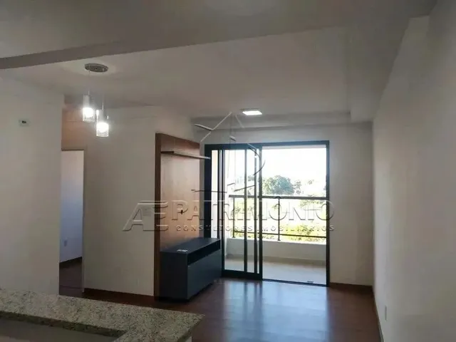 Imagem: O apartamento possui 2 Dormitórios, 1 Suíte, 2 Banheiros,