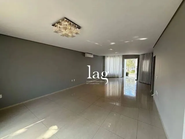 Imagem: Casa com 3 Quartos para Alugar, 285 M²